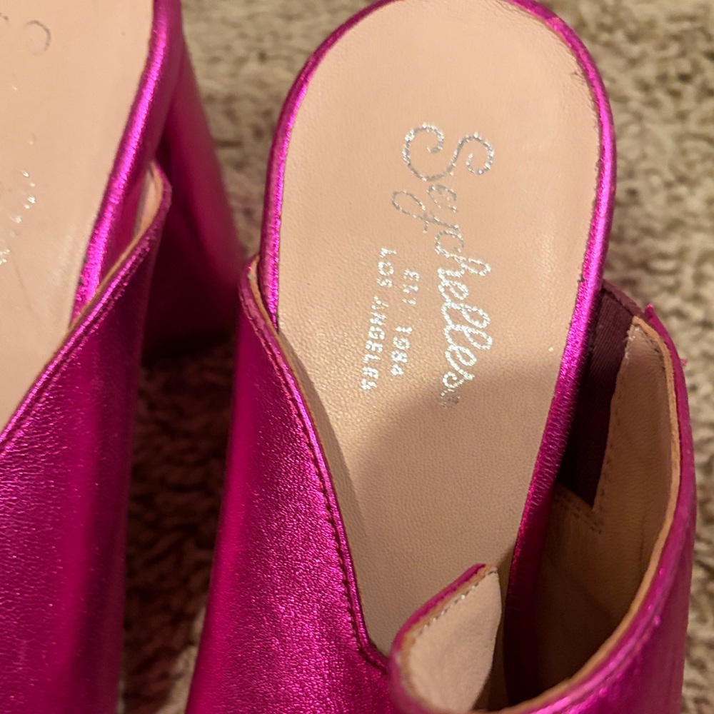 Seychelles Fuchsia Open-Toe Mules - Picture 8 of 8
